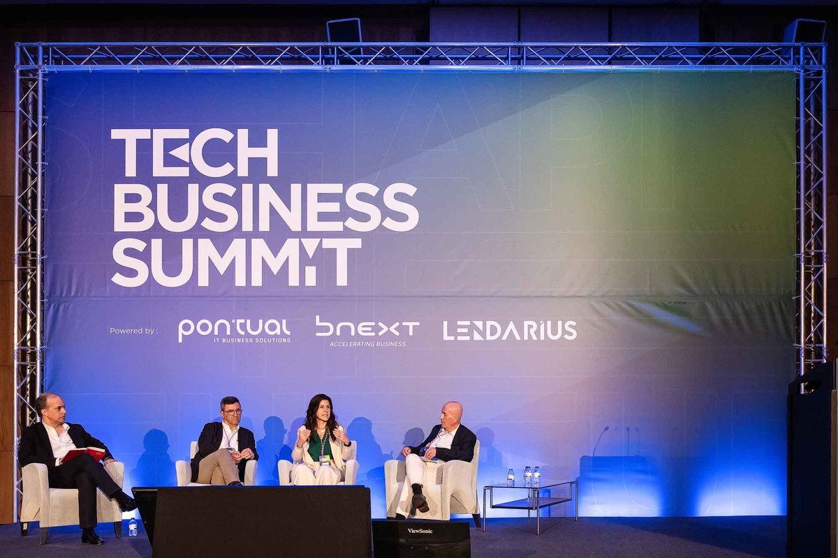 Painel de discussão com especialistas como o Josep Maria Raventós
Diretor Executivo de SMB & CPA em Portugal e África – Cegid e  em tecnologia empresarial. e Rogério Canhoto
Especialista em Inteligência Artificial e Transformação Digital