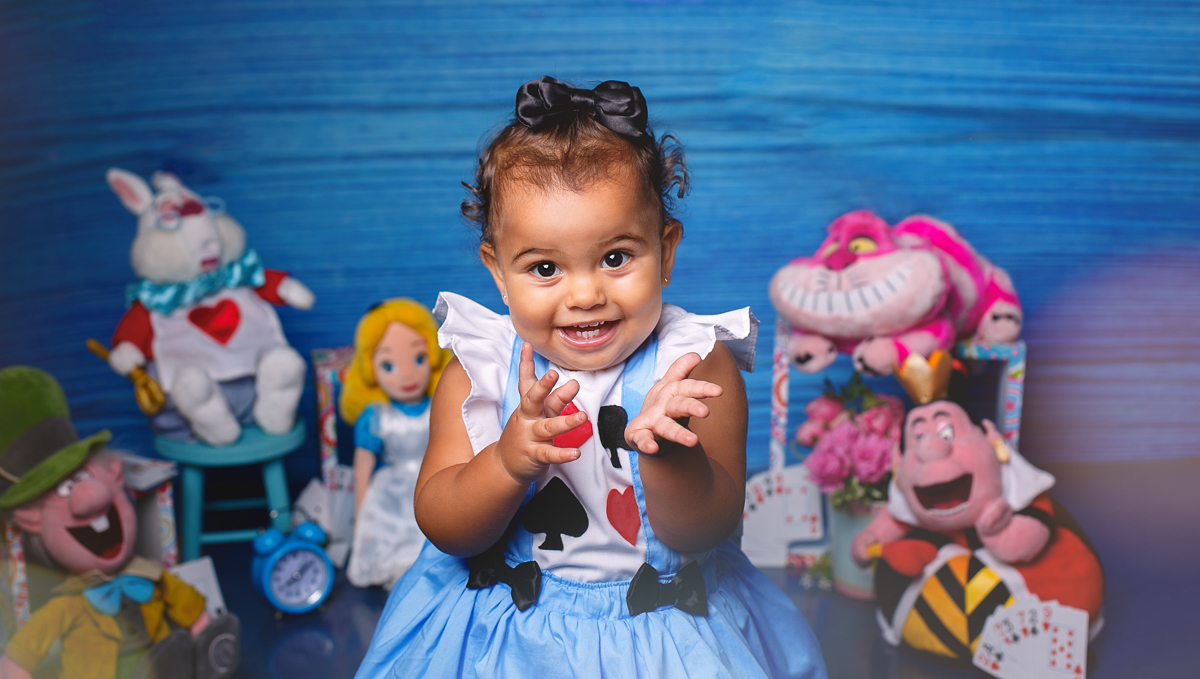 ensaio realizado em estúdio-tema alice no país das maravilhas-realengo-rj