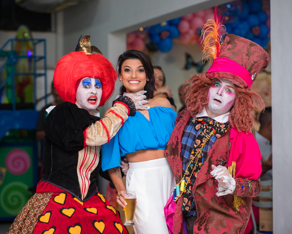 animação-personagens vivos-festa de 1 ano da Alice-fotógrafo-festas infantis-casa de festas point da alegria