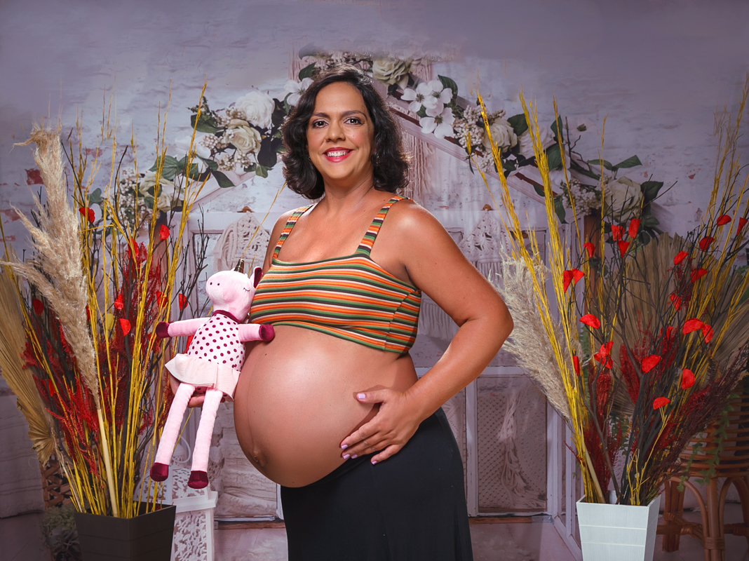 39 semanas gestação-gestante Carolina-ensaio fotográfico em estúdio