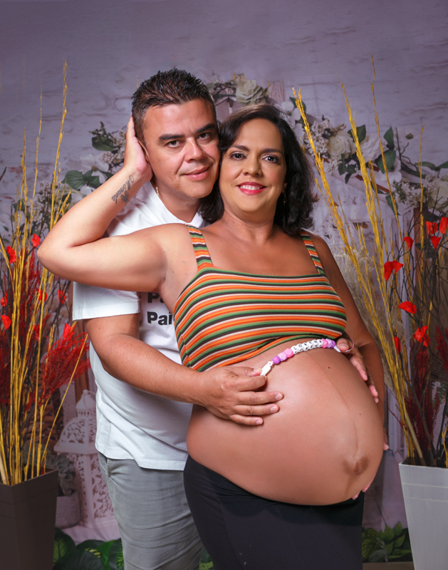 gestante Carolina- a espera de Lorena-ensaio fotográfico em estúdio-rj