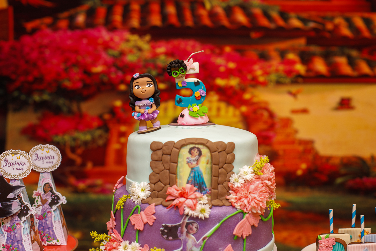 família  madrigal-encanto-fotógrafo festa infantil-casa de frestas- alegria de vivar na taquara