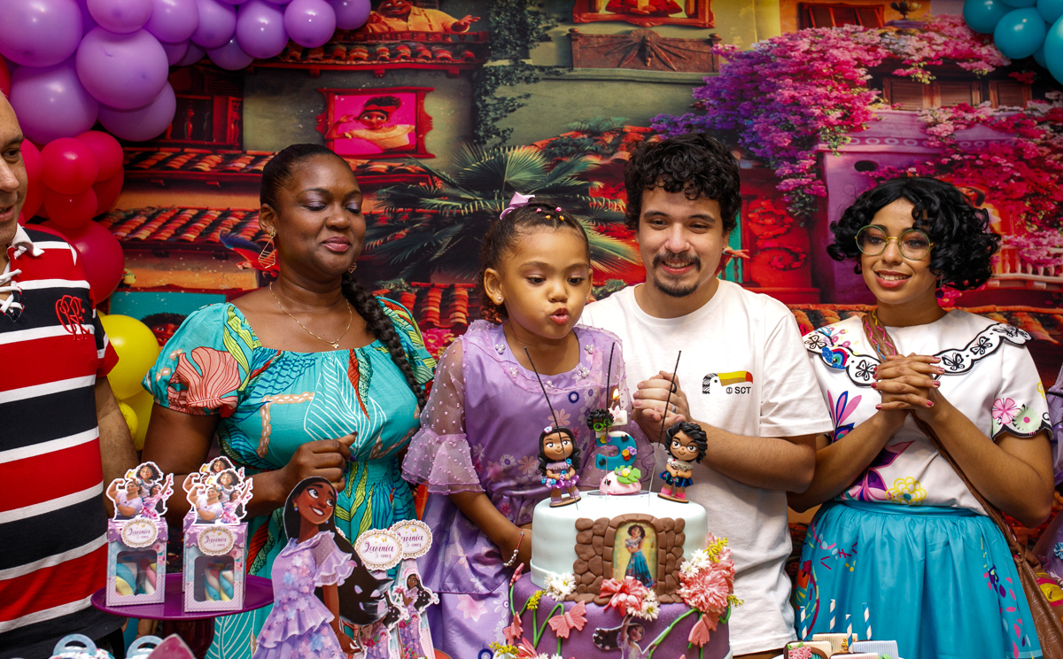 casa alegria de viver-festas infantis-tema encanto Disney