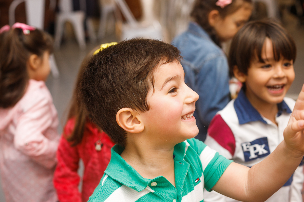 diversão-animação com crianças-quintal festas-botafogo- 5 anos do Gabriel