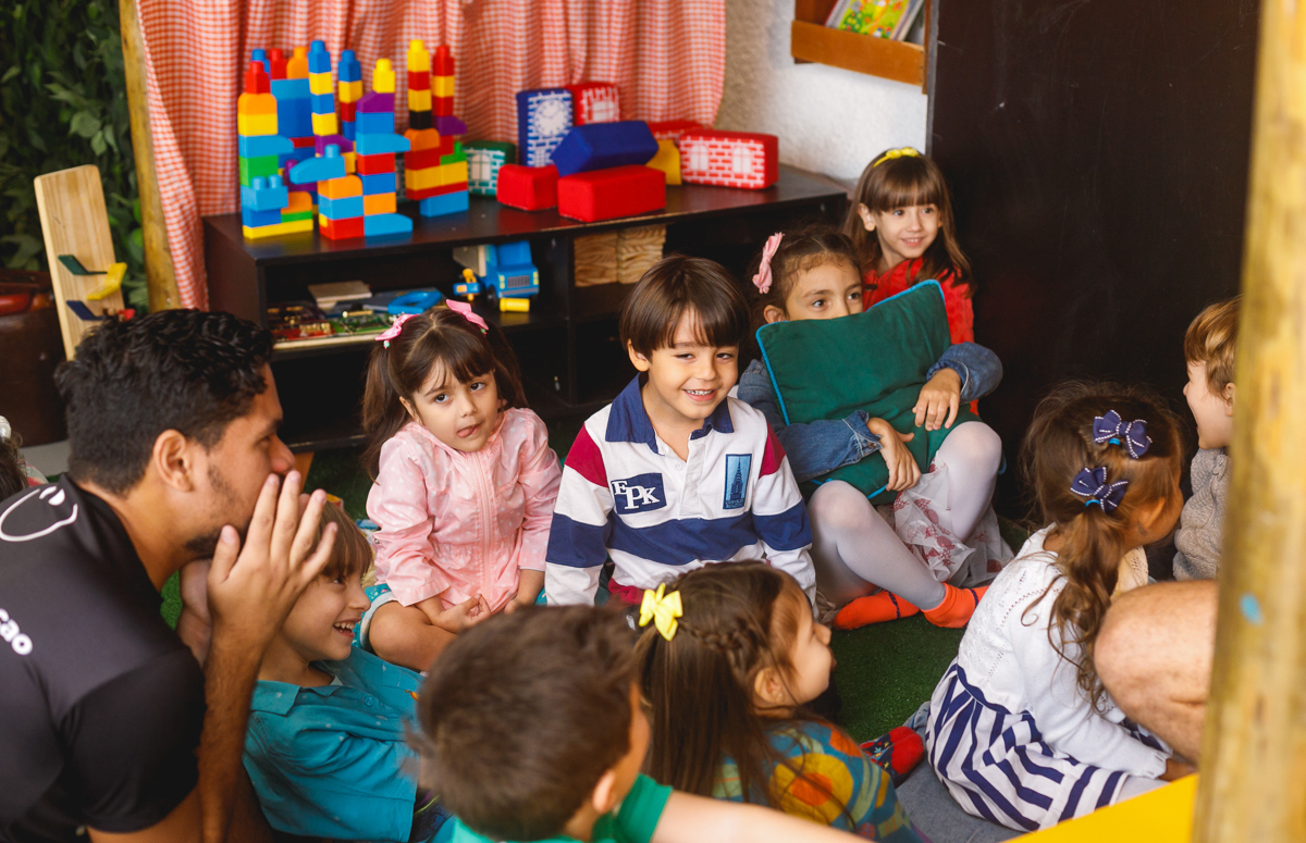 fotografia infantil-5 anos  gabriel He-man- castelo de Grayskull-Quintal 
