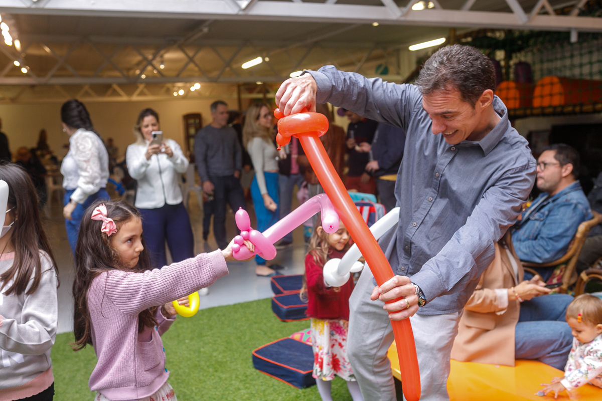 fotografia infantil-5 anos  gabriel He-man- castelo de Grayskull-Quintal 