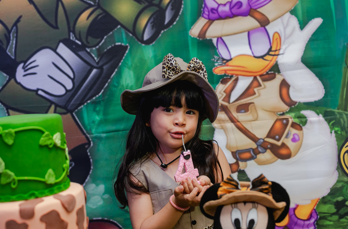 festa tematica-menina-mickey safari-rj