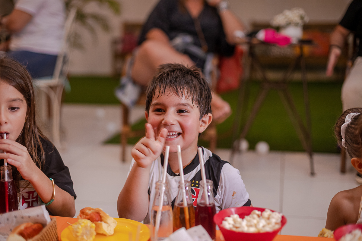 quintal festa- festa infantil temática menino-vasco da gama