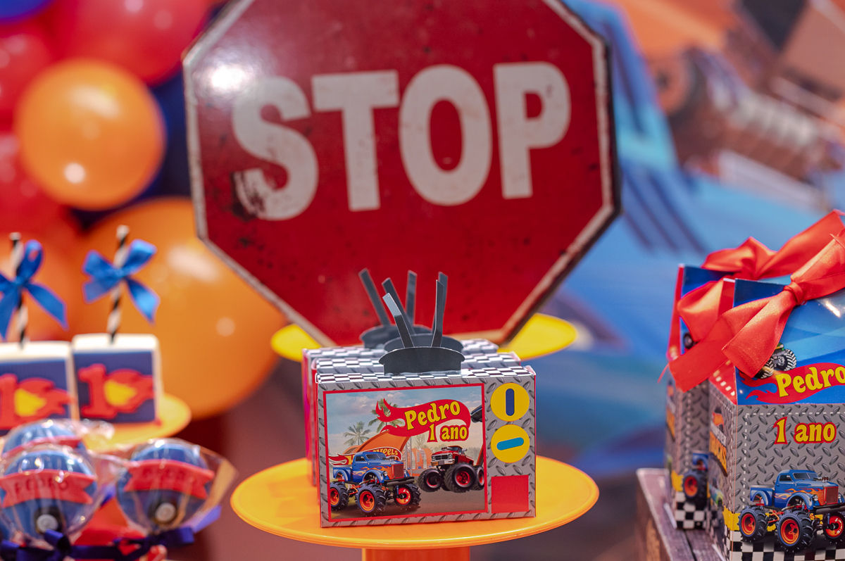 tema de festa infantil-hot wheels
