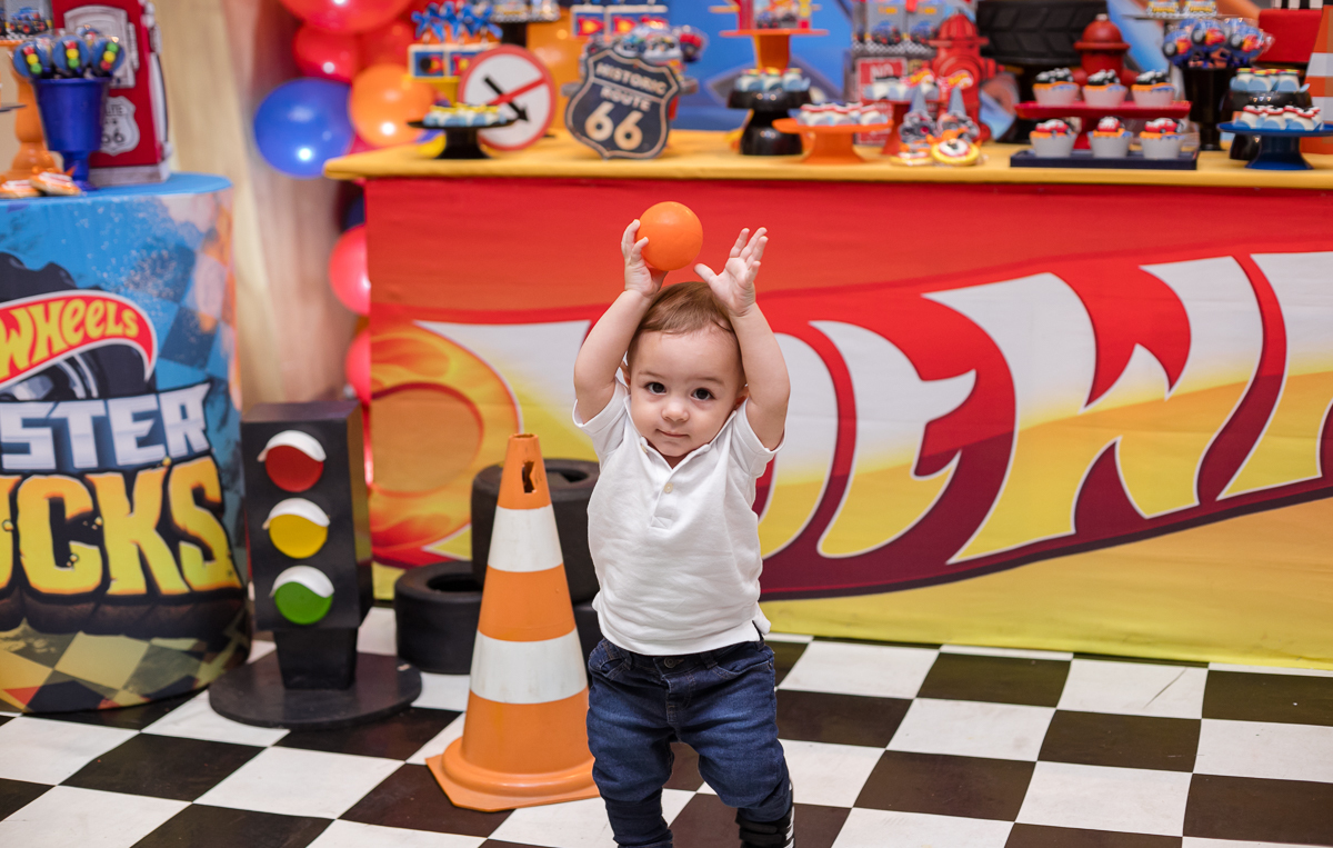 tema festa infantil-hot wheels-fotografia-1º ano -Pedro