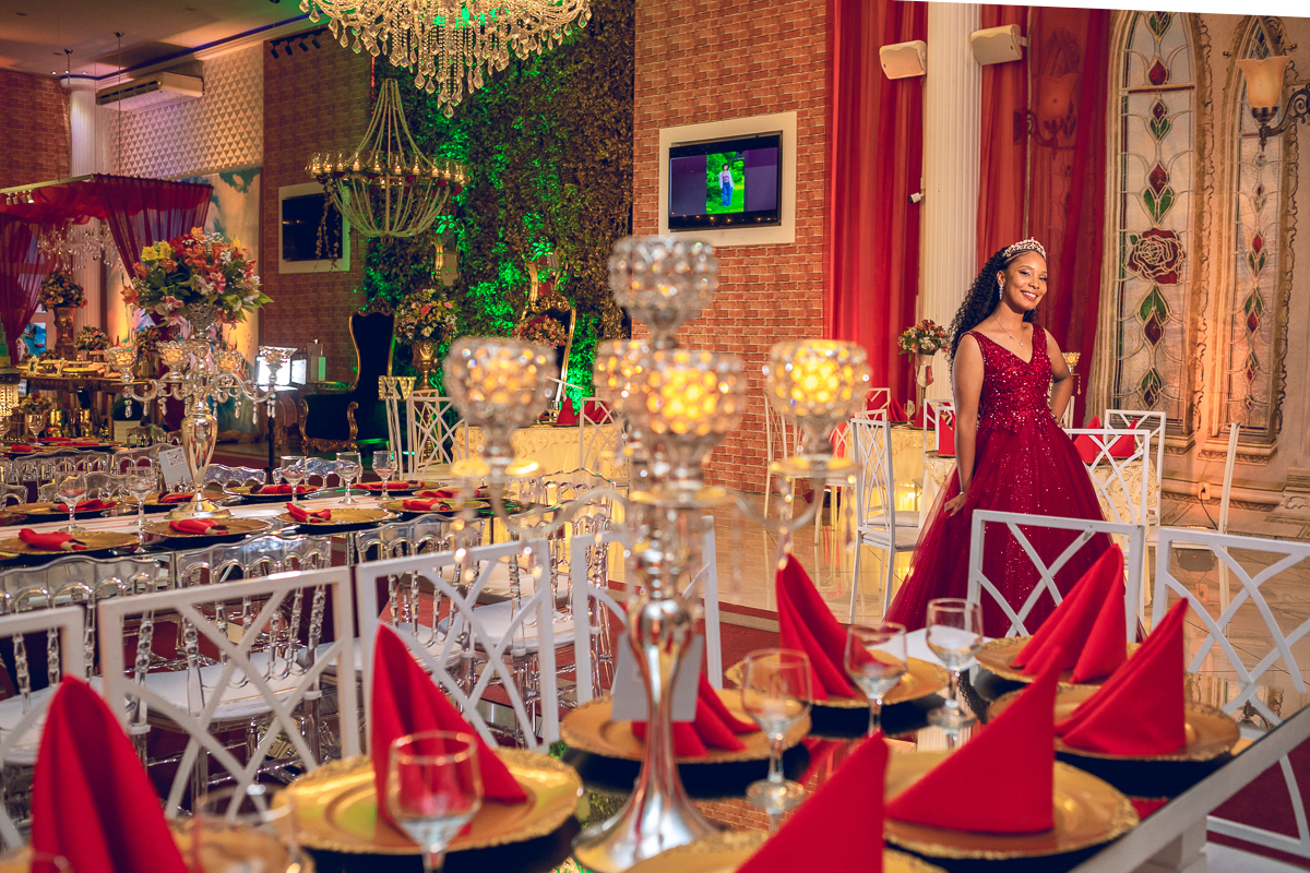 decoração salão de festas-vestido rodando de gala-festa 15 anos-debutante-Stella-rj-Casa de festas Happy Day 2-bangu