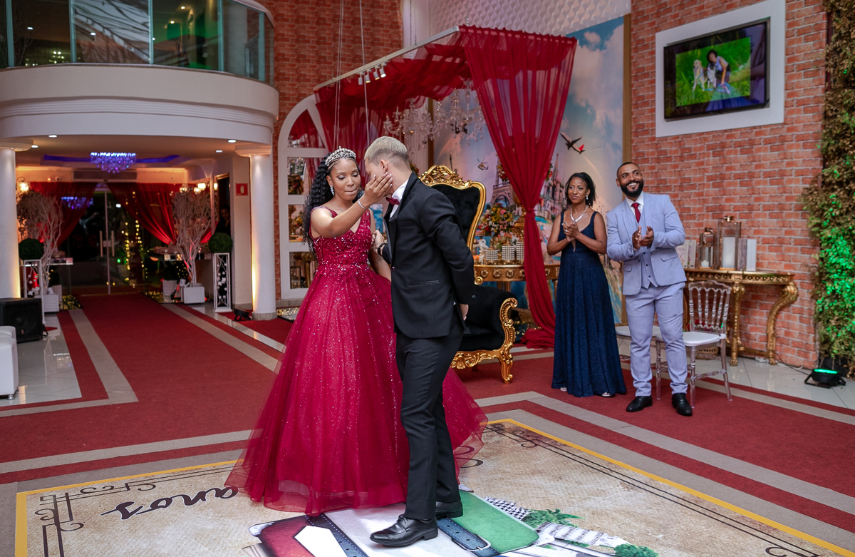 baile 15 anos-debutante Stella-casa de festas happy day 2-bangu