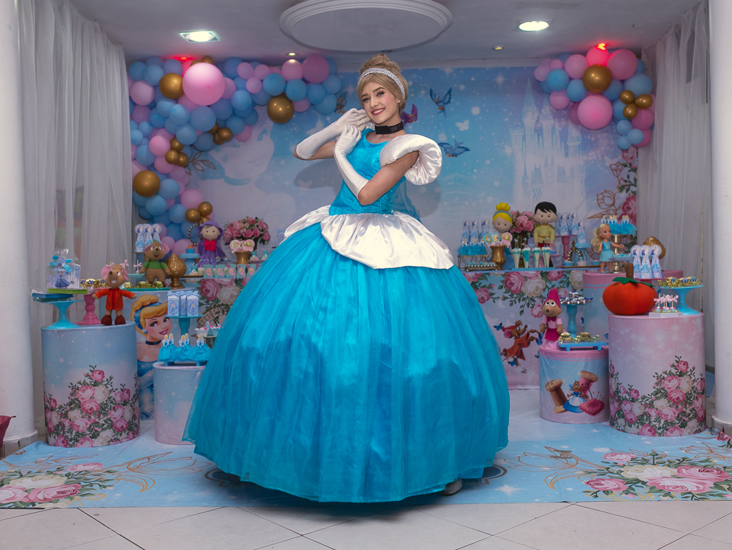 festa de aniversario infantil-personagem cinderela-5 anos da Helena-buffet