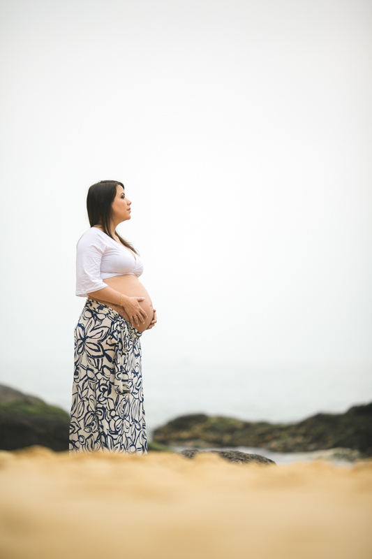 Fotografia de gestante na praia