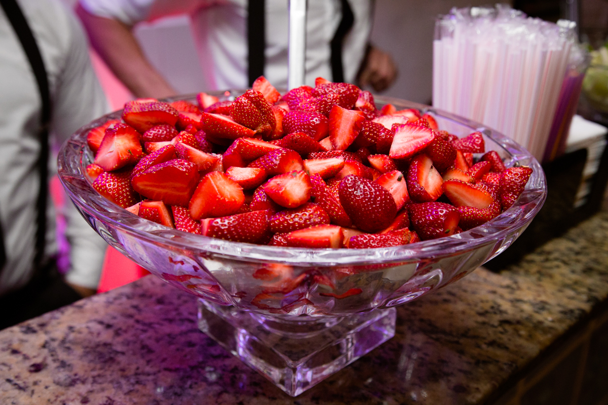Open bar Top Bartender