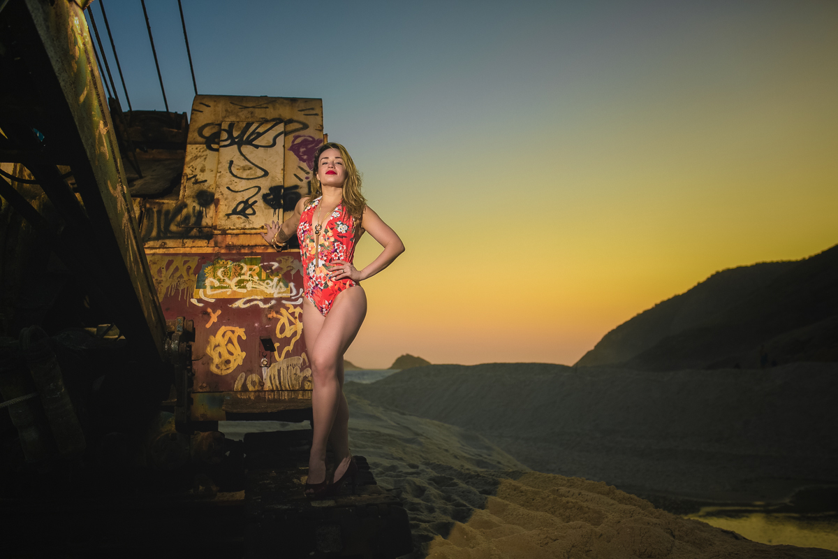 Ensaio externo em quindaste na praia do pontal