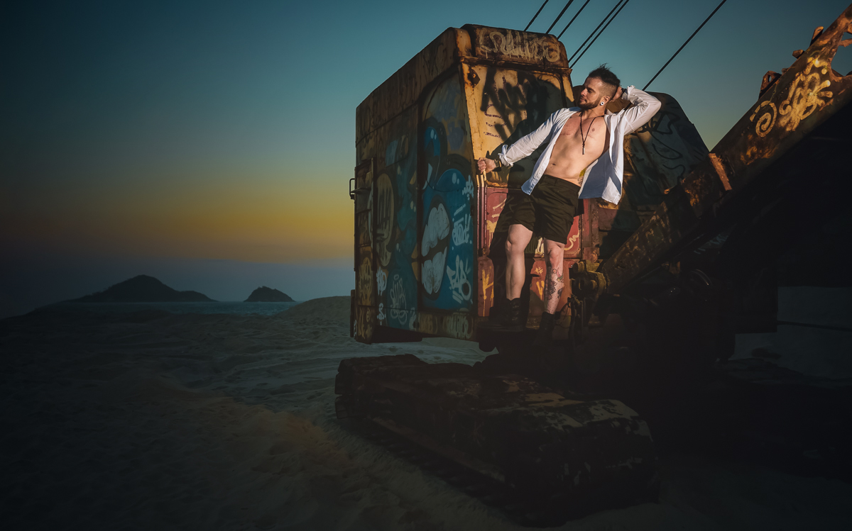 Book externo moda masculina na praia do pontal