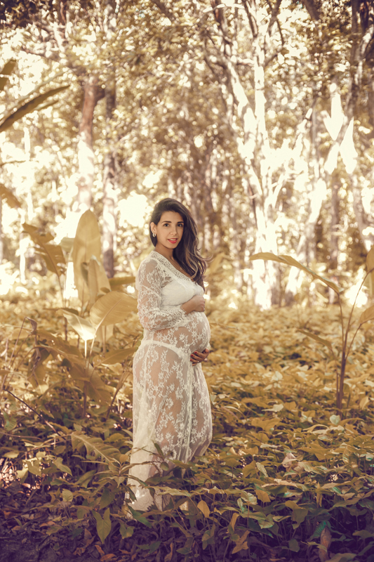 Fotografia de gestante com vestido no Parque Lage