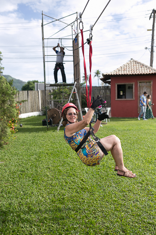 Tirolesa  em espaço família Grill