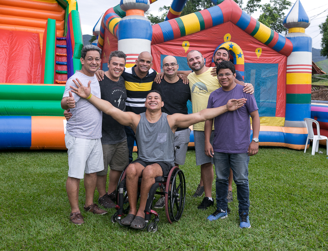 Fotografia Clodoaldo Silva em espaço família Grill