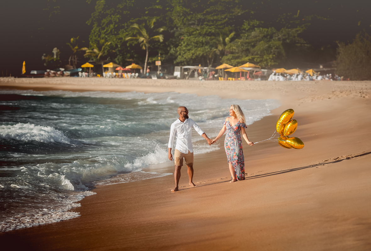 Ensaio  pré casamento noivos na praia