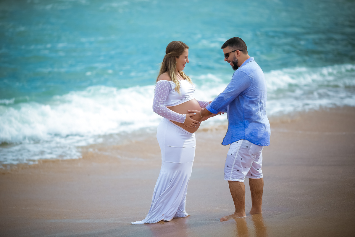 Sessão de fotos de gestante na Praia