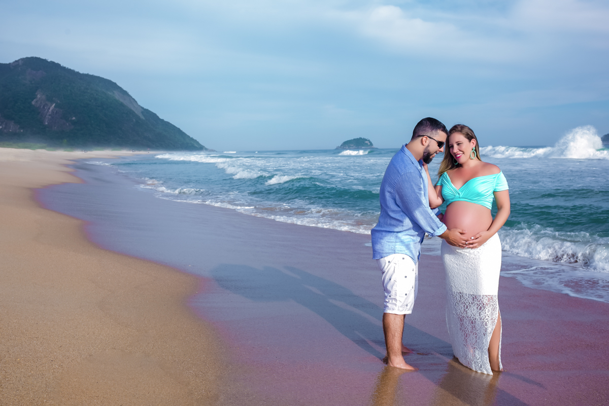 Ensaio gestante em grumari junto com esposo