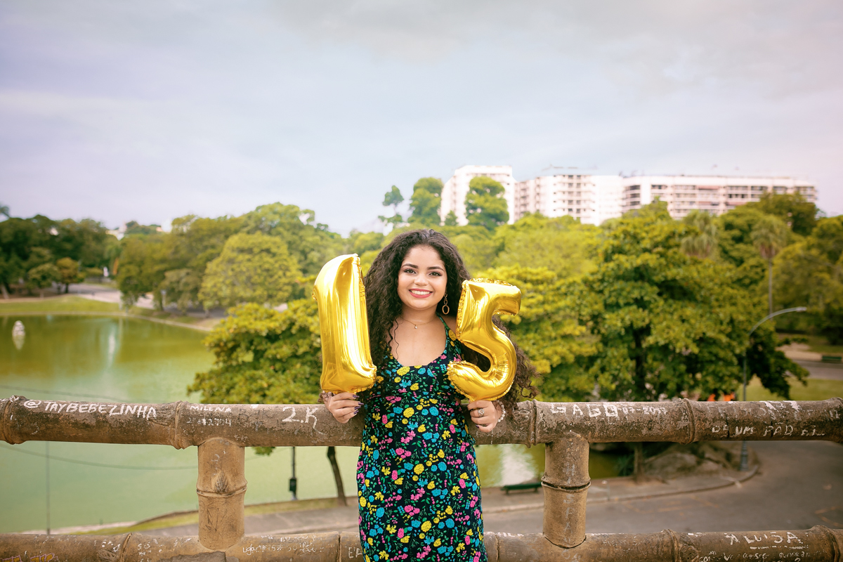 Fotografias de debutante em ensaio na Quinta da Boa Vista-RJ