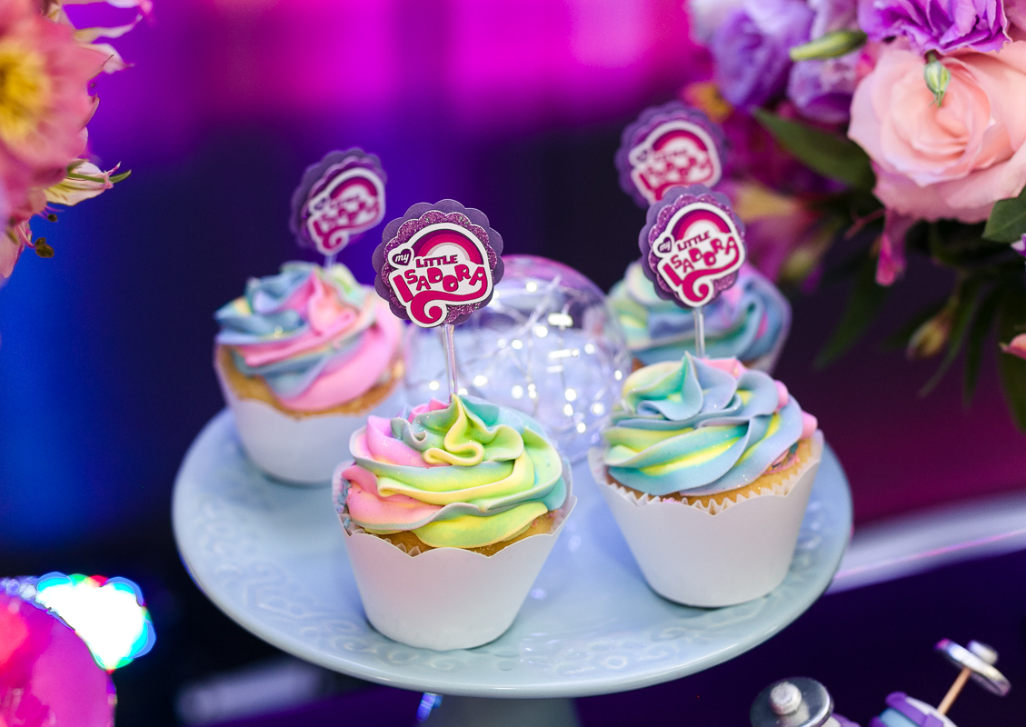 Cupcake arco-íris Equestria Girls 