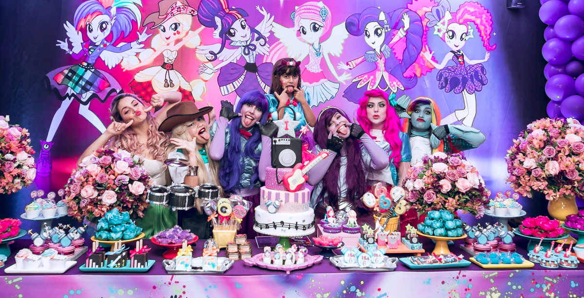 Decoração mesa Wanessa Mark tema Equestria Girls  