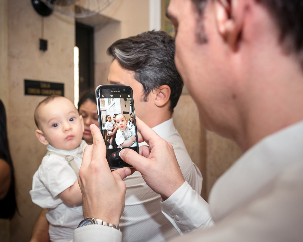 Fotografando batizado na Igreja São Paulo Apostolo RJ
