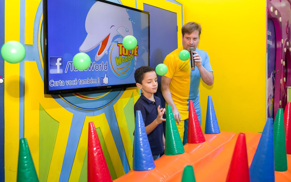 Recreação no Salão de Festas Tude  Word em aniversário Infantil