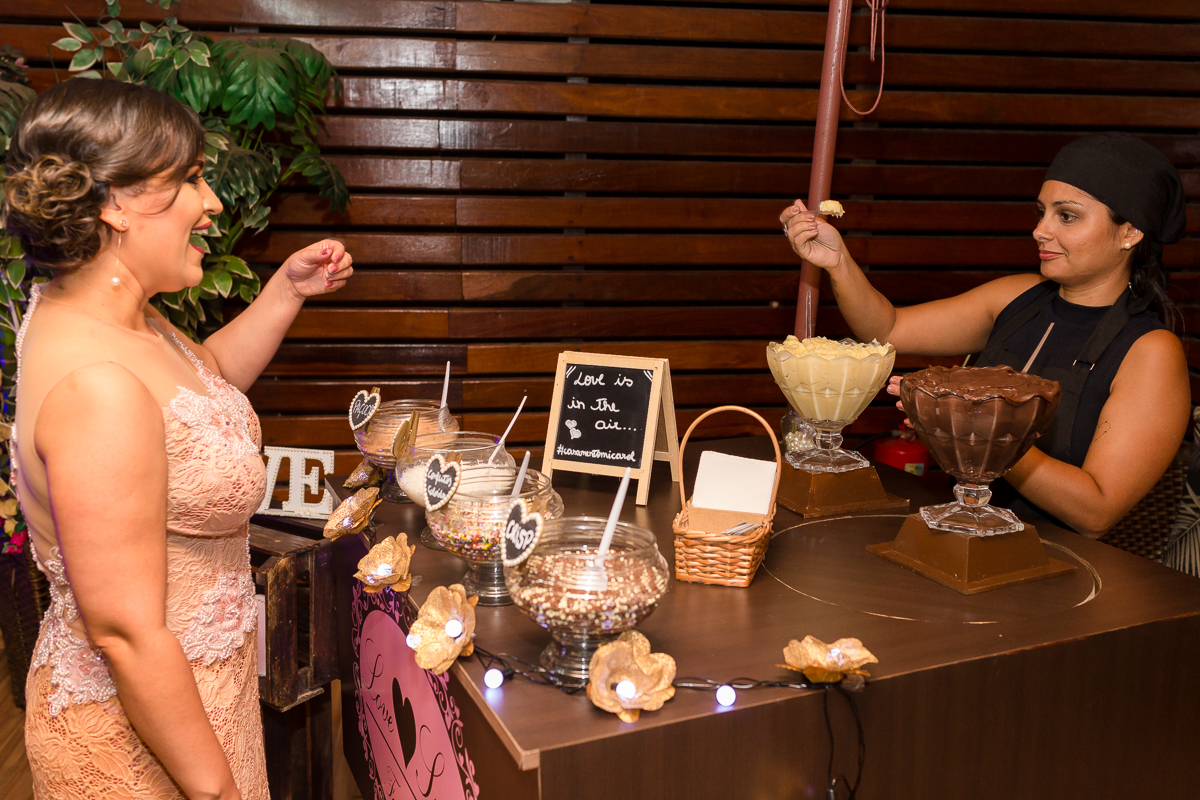 Barraca Food Bike de brigadeiro em casamento em  Casa de Festas Jardim do Casarão