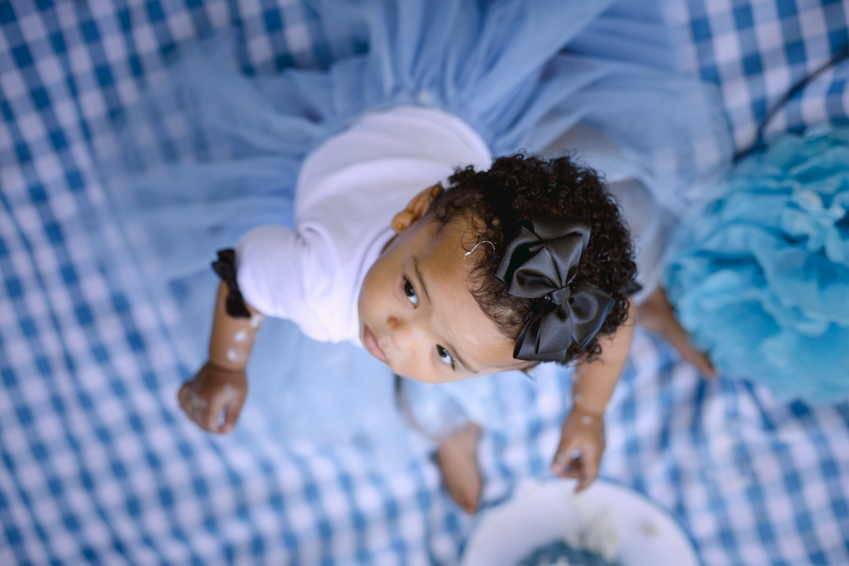 Ensaio infantil com o tema Alice no País das maravilhas