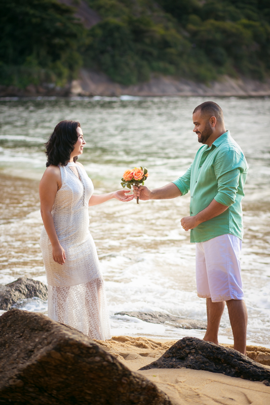 Ensaio fotográfico PRÉ-WEDDING na praia vermelha-RJ