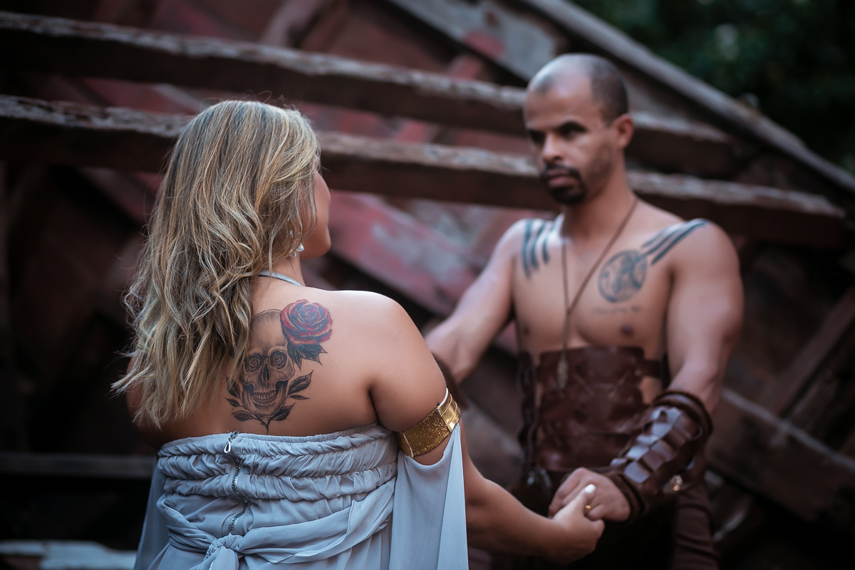Ensaio de casal com o tema de Game of thrones Campo de São Bento