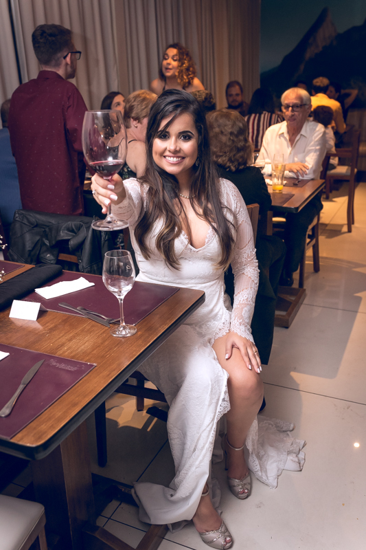 Brinde do casal em seu noivado- MANJERONA CANTINA & PIZZARIA-Jacarepaguá 