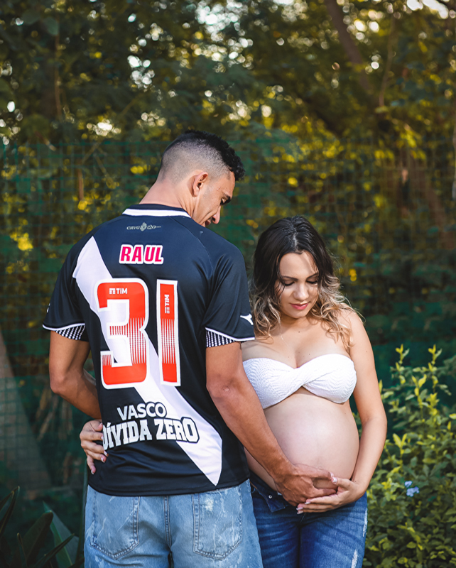 Raul do Vasco no ensaio com sua esposa a espera do seu 1º filho