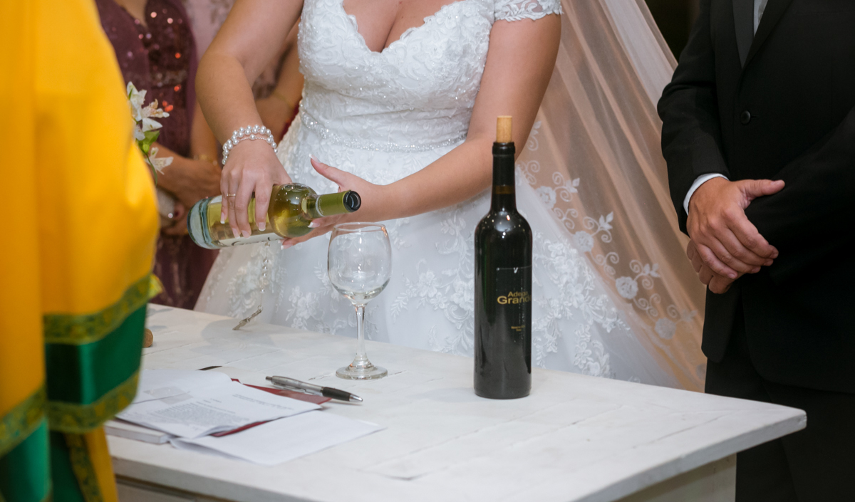 Ritual do vinho em cerimônia de casamento em Coliseum eventos