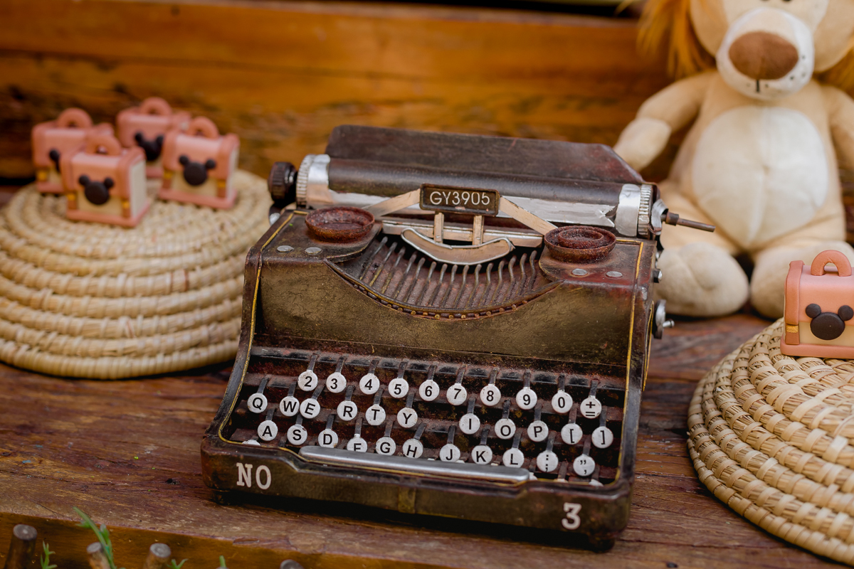 Maquina de escreve decoração em espaço pitanga pitangueira casa de festas-RJ
