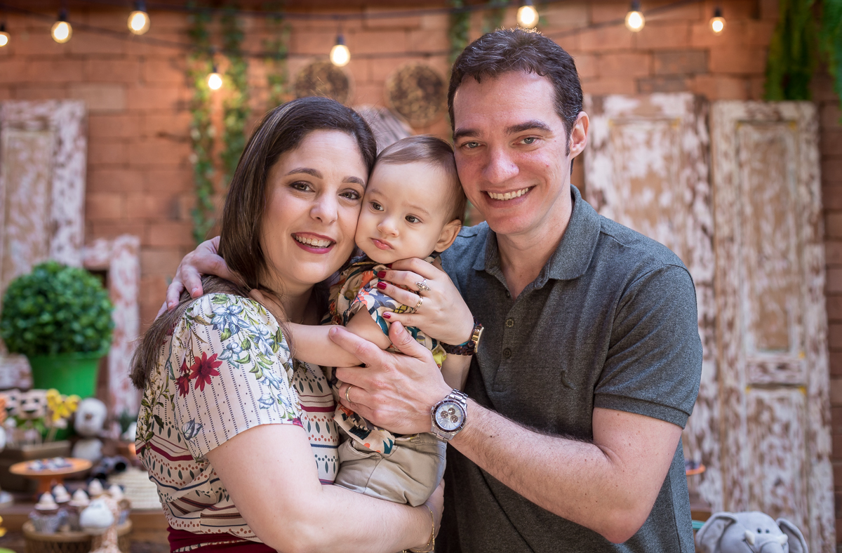 Fotografia de família em espaço Pitanga Pitangueira Casa de festa-Botafogo 