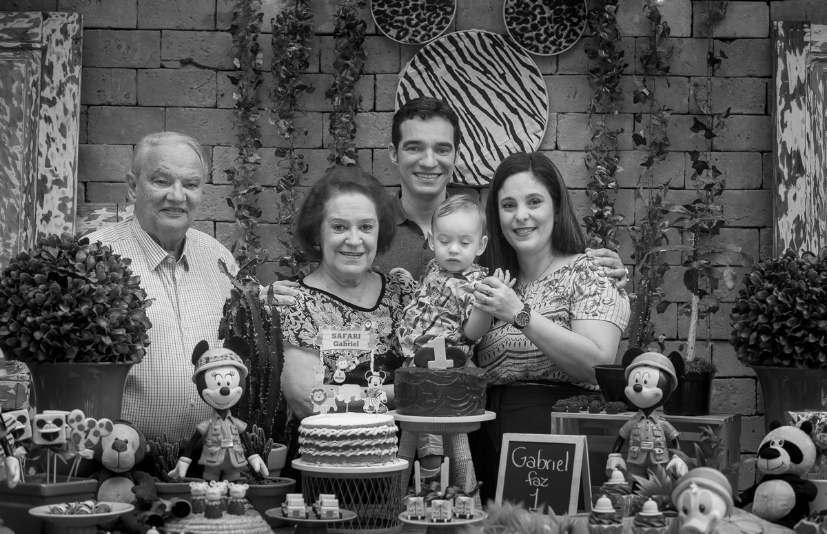 Fotógrafo de família  em espaço Pitanga Pitangueira casa de festa em botafogo-Rua