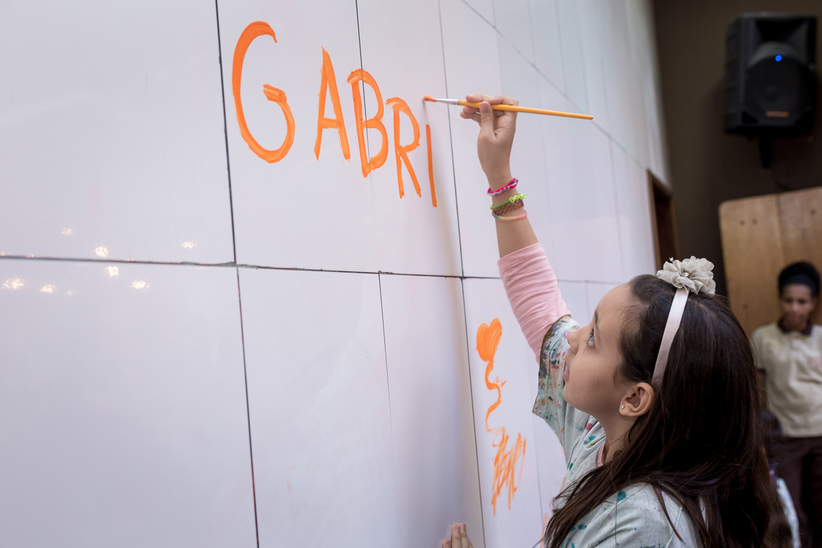 Atividades de pintura na parede em espaço pitanga pitangueira casa de festas-Rua Paulino Fernandes, 36