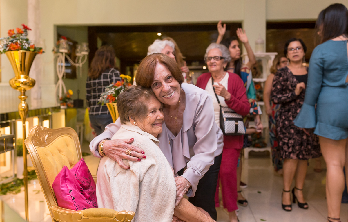 Festa de 97 anos Dna. Glória realizada na Casa Paris em Padre Miguel RJ