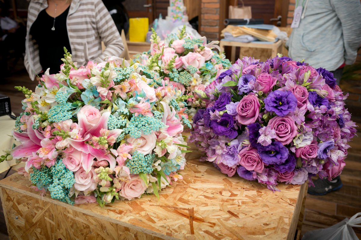 Arranjos de Flores da Cibele em Espaço Festa João e Maria -Rua Barão de Capanema,171