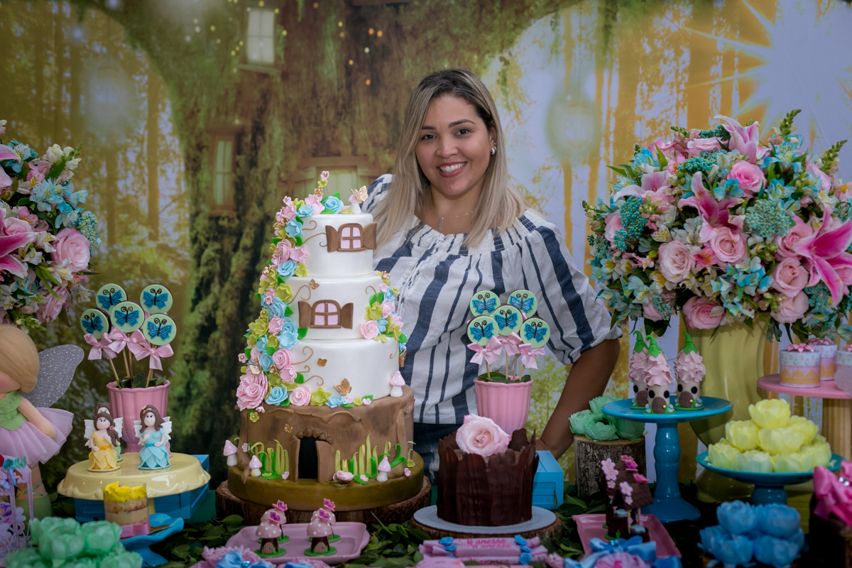 Wanessa Mark decoradora em espaço festa João e Maria-Bangu
