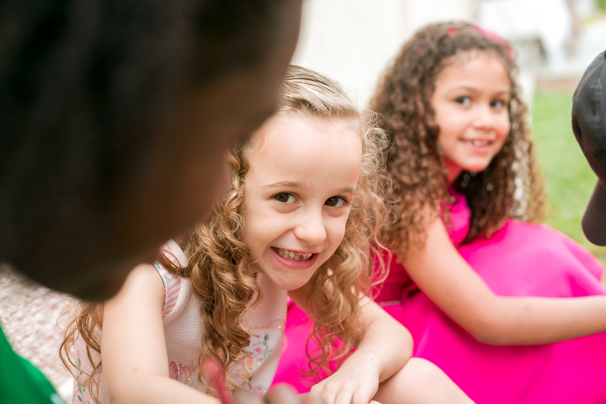 Pintura artística em festa infantil temática LOL surprise-RJ