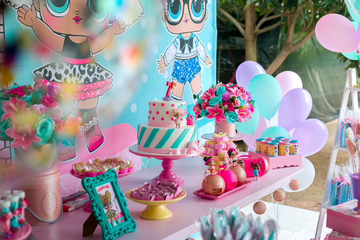 Decoração mesa tema LOL