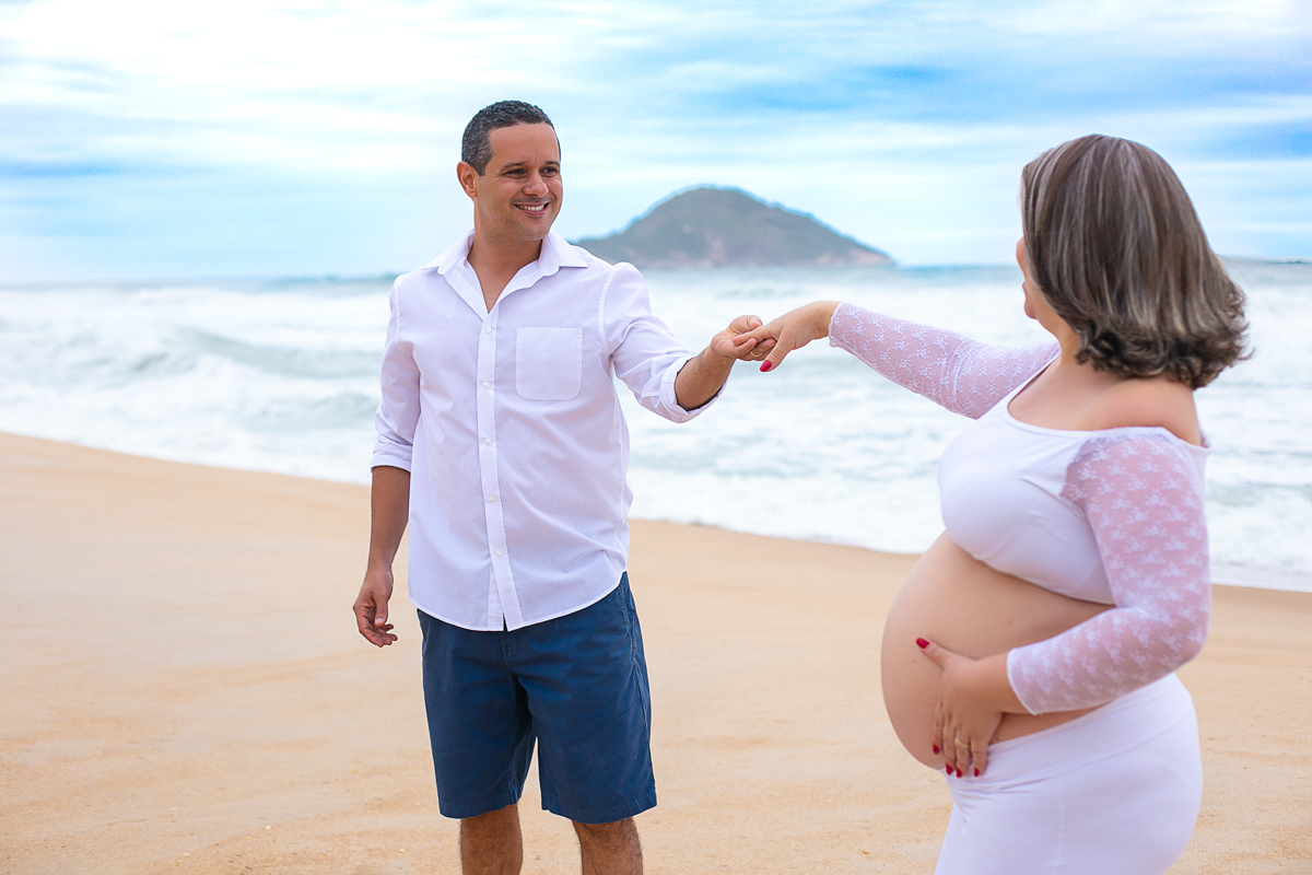 Book de gestante praia-Grumari, rj