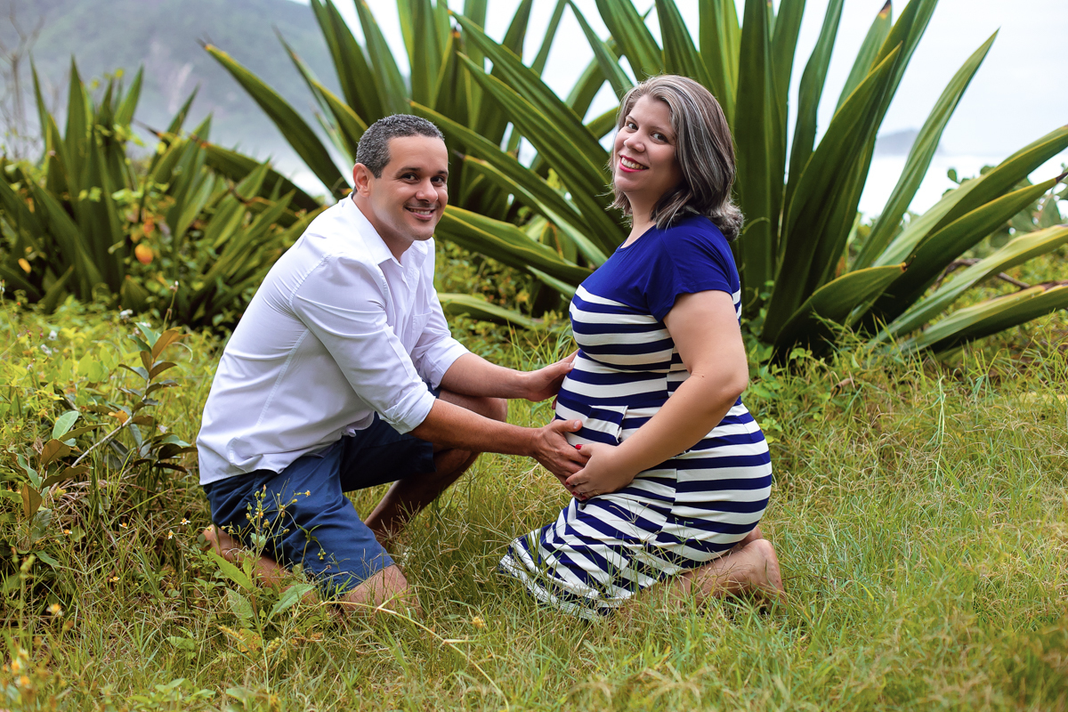 Ensaio fotográfico externo de gestante/RJ-Grumari-Praia